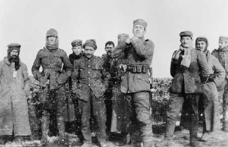 German and British soldiers in no-man’s-land 26th December 1914.